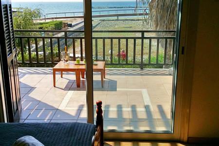 Larnaka Beach House 3 Екстер'єр фото
