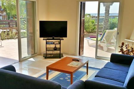 Larnaka Beach House 3 Екстер'єр фото